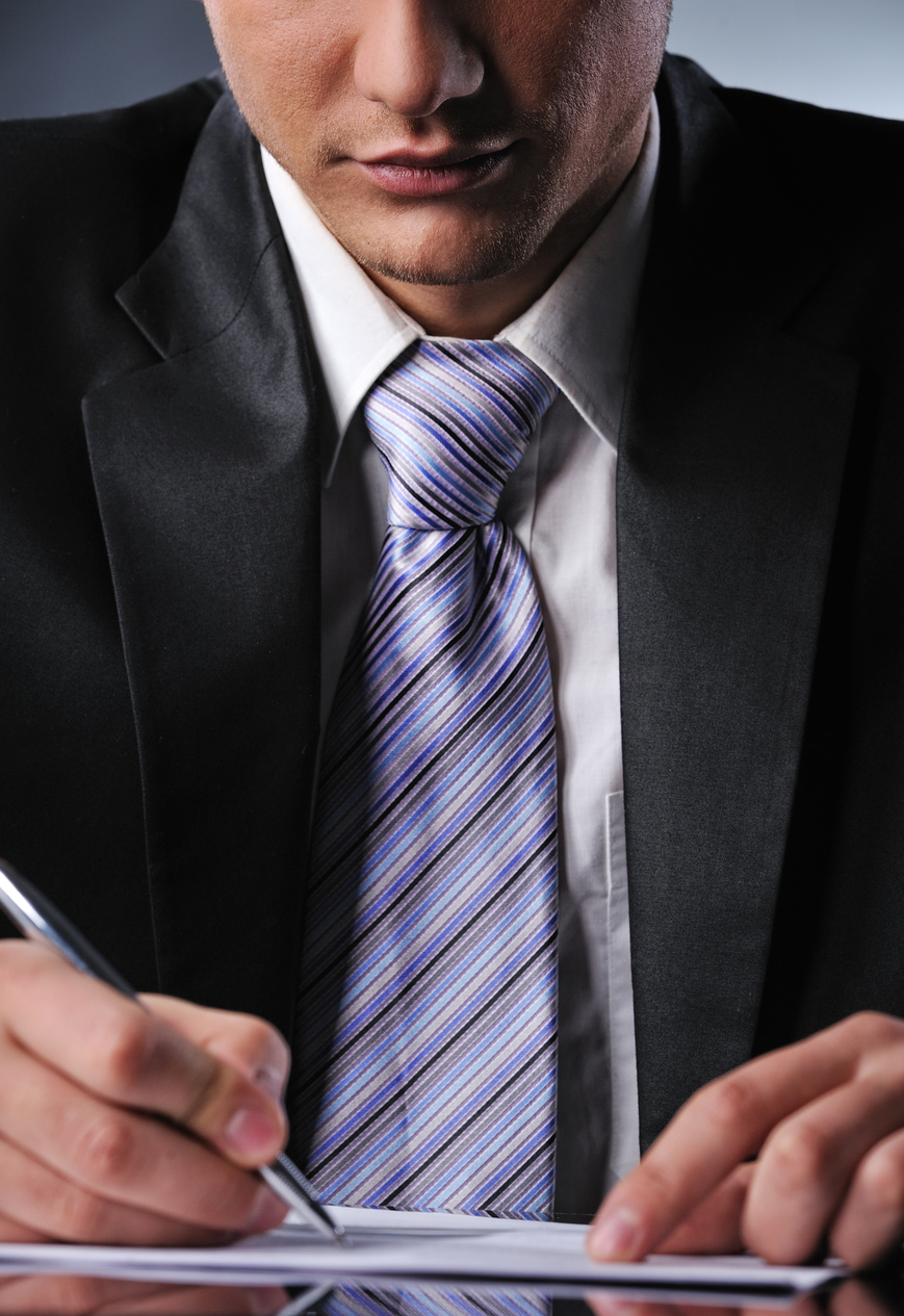 Registraciju-biznesa-vse-chashhe-doverjajut-notariusam