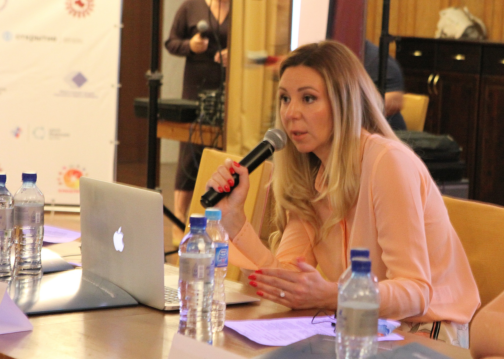 Notariat-prinjal-uchastie-v-konferencii-posvjashhennoj-teme-mediacii