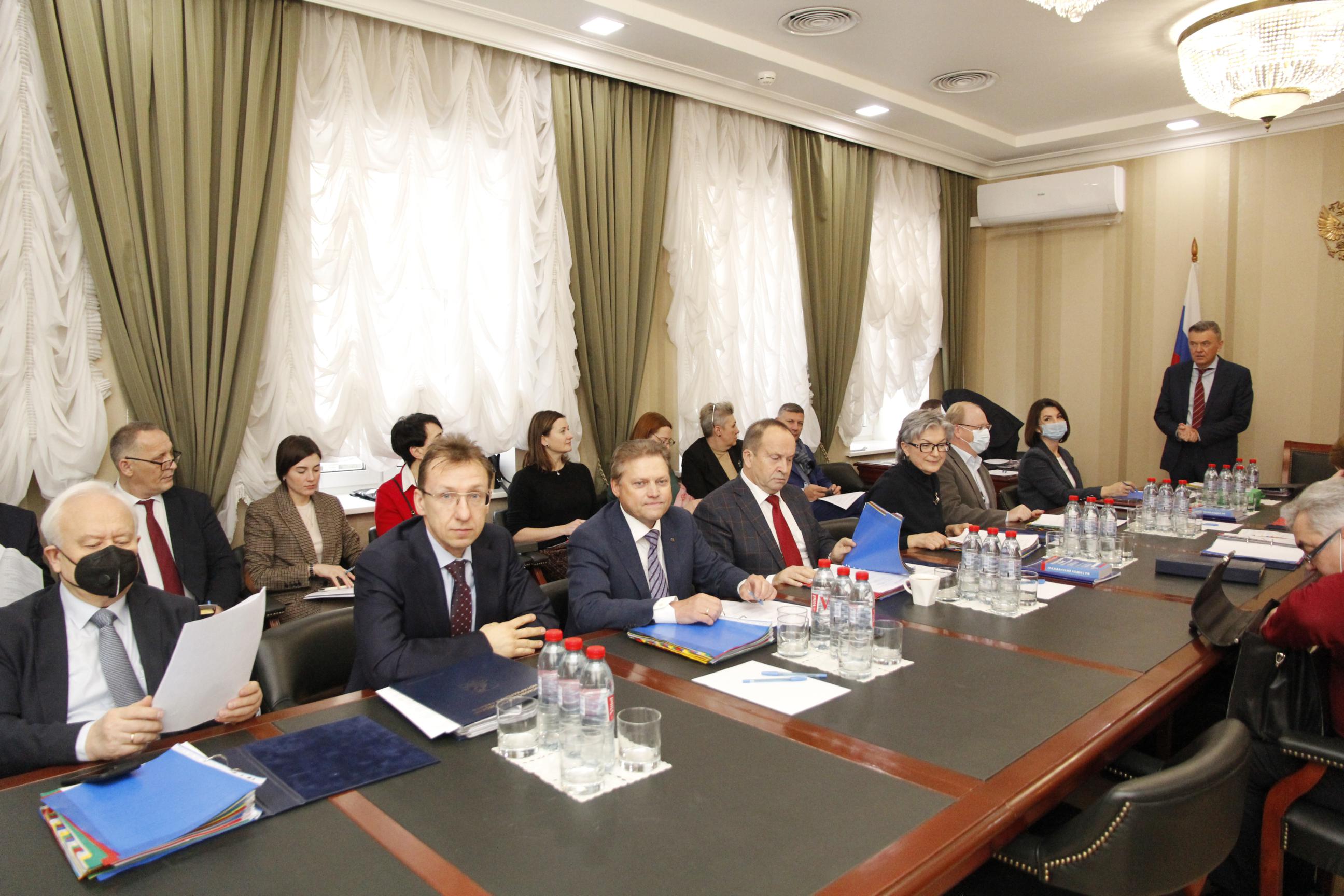 V-Moskovskoj-gorodskoj-notarialnoj-palate-sostojalos-zasedanie-Pravlenija