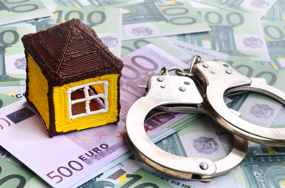 V-Telegram-kanale-«Nash-notariat»-pojavilsja-interesnyj-post-o-moshennicheskoj-sheme-kotoruju-realizovali-sotrudniki-MFC-v-Lipeckoj-oblasti